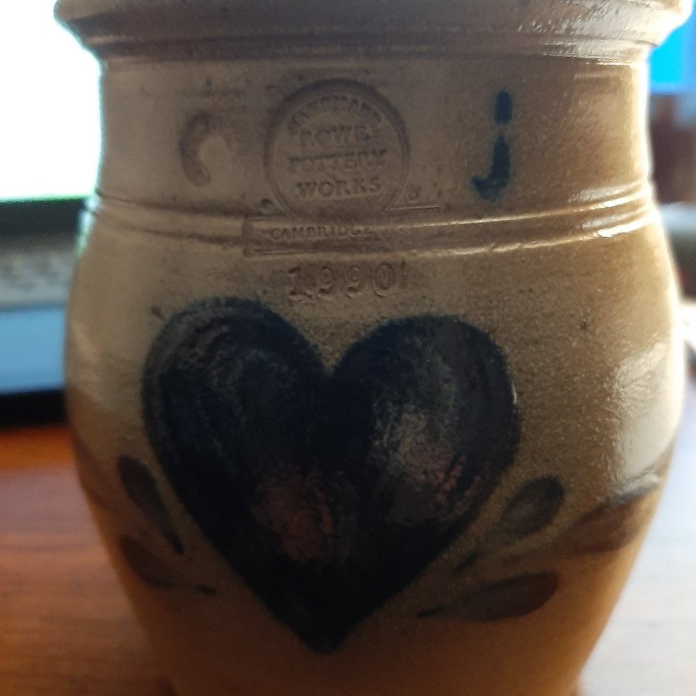 Rowe pottery